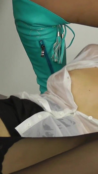 Nevěděla jsem, že můj vdaná šéfka je tak děvka a hladová po kundičce