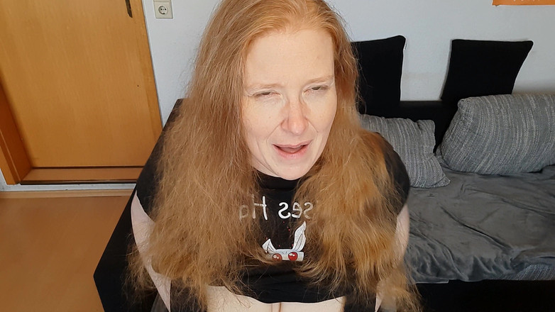 Curly_Dreams: Spuit Me in Het Gezicht - Korte Clip