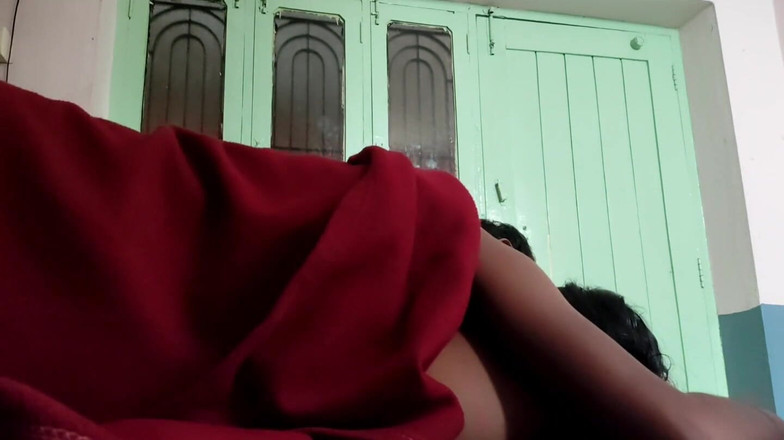 Hindiaudioadda1: 被子下的