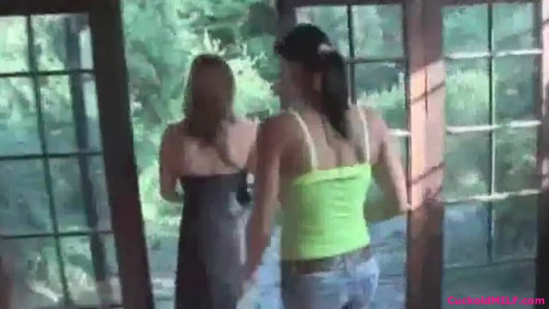 Cuckold MILF: MILF cuckold - MILF cuckold kita semua tentang permainan cuckold