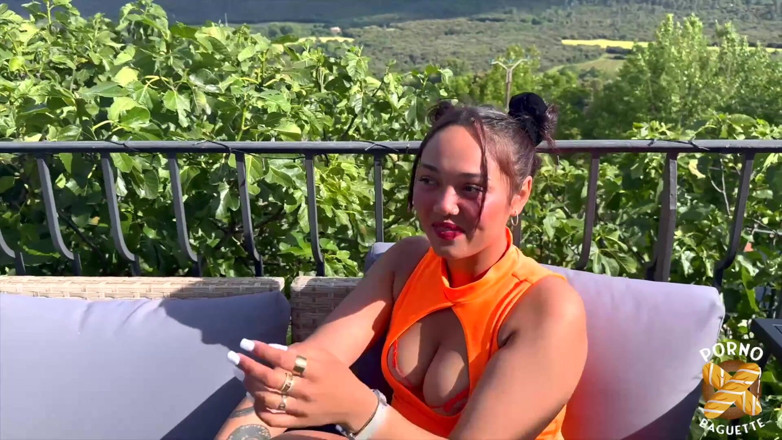 Porno Baguette: Elektra, Hezká holka, Ošukaná dvěma ptáky