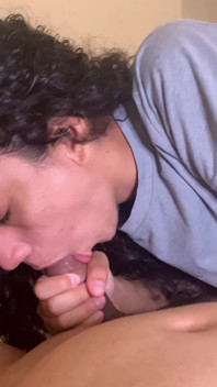 Mój chłopak uwielbia to, kiedy daję mu swój tyłek