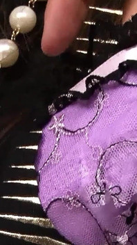 Chuda nastolatka z Japonii lizała i zerżnięta przez przyrodniego tatę