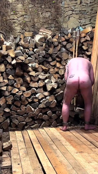 Dominatrix Mistress April trest blokové domy