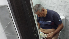 Apu: Samara en Bony raken elkaar aan en zuigen elkaars kutjes...