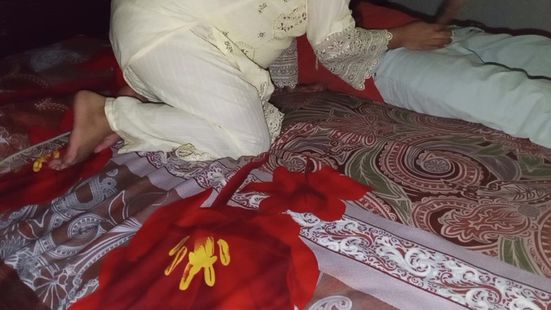 QueenbeautyQB: Stepsister First Time Sneaks Into His Stepbrother Room
