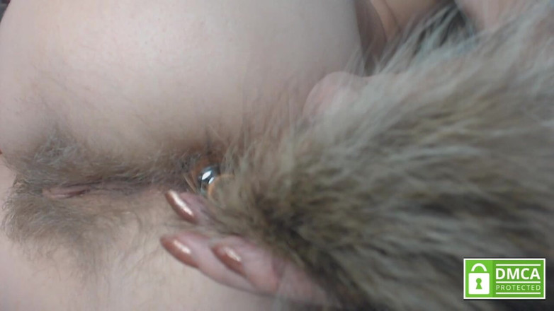 Risky Hairy Couple: Manik merah jambu dalam dubur berbulu