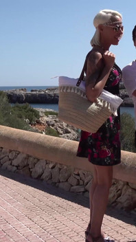 Spontane Seks Yol Kenarı Aç MILF Her Şeyini Veriyor