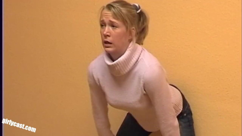 Girlycast: La teen anna prima nuda e sborrata rosa