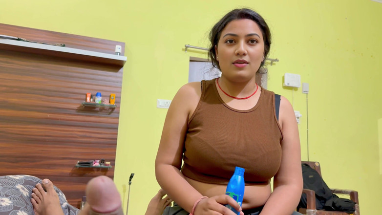 Hotty_ragini: Indiana bella moglie calma marito arrabbiato con massaggio
