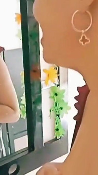 A prostituta venezuelana veio à minha casa e começamos a foder com força