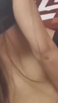 Piccola latina di 18 anni si fa mangiare il culo e scopare la figa in una notte di sesso - Parte 2