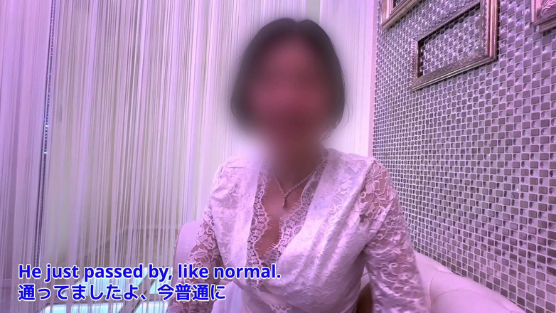 marutahub: [Seks dengan nyonya rumah di toko] Kaya di kursi di...