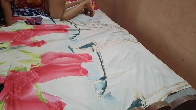 Skydreem1104: Индийская деревенская пара занимается сексом дома