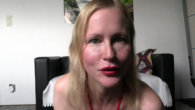 Blondehexe: Främling med mig