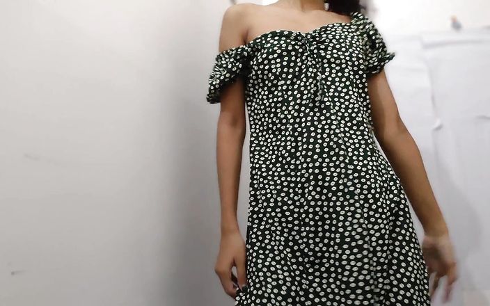 desigirl93: Sri-lankisches mädchen Madhu fingert muschi