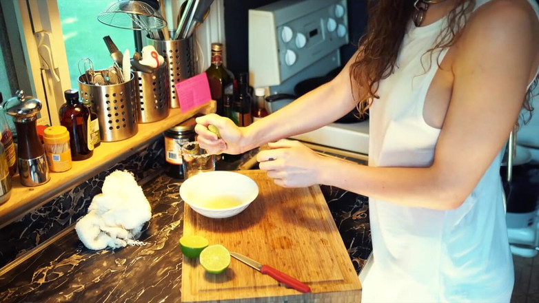 Piper Blush: Nước chanh vs. vắt chanh