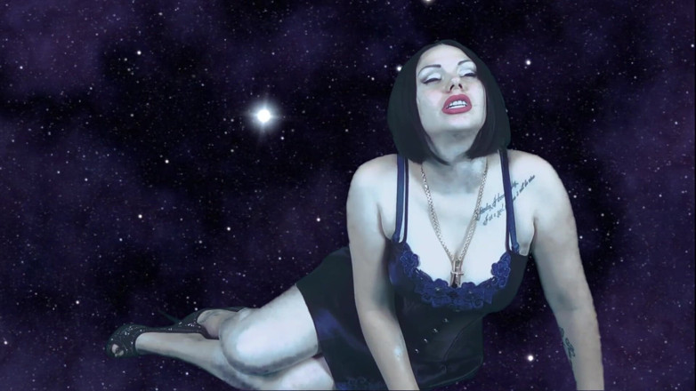Goddess Misha Goldy: Ești atât de dependent de mine