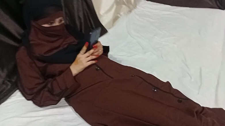 Dearshivani: Buceta suculenta de uma linda garota muçulmana, eu nunca fodi...