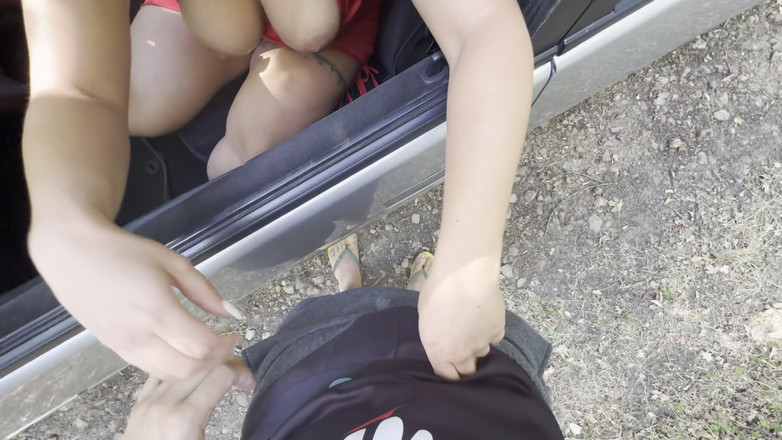AnissaHale: Je Trompe Mon Mari Avec Un Inconnu