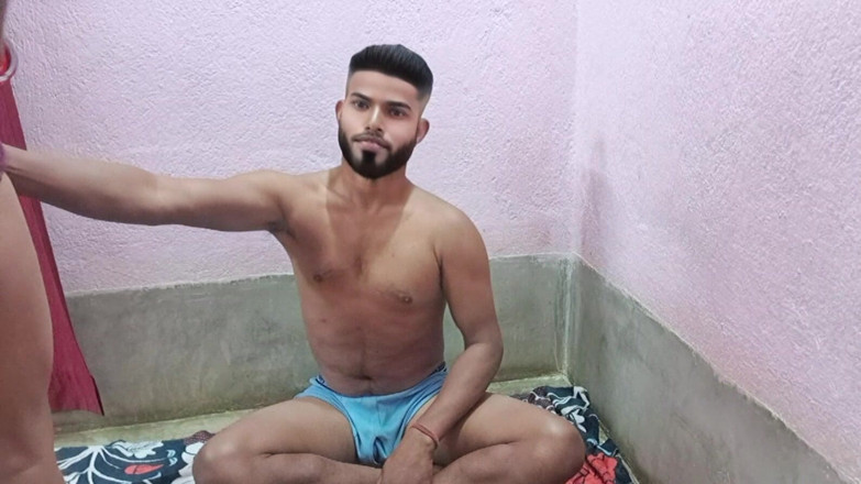 Sumaj: Indická sexy bhabhi šuká