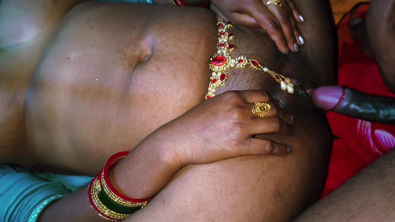 Sumang studio: Suman Bhabhi Ke Chut Me Bhaiya Hanth Ghussa Ke Paani...