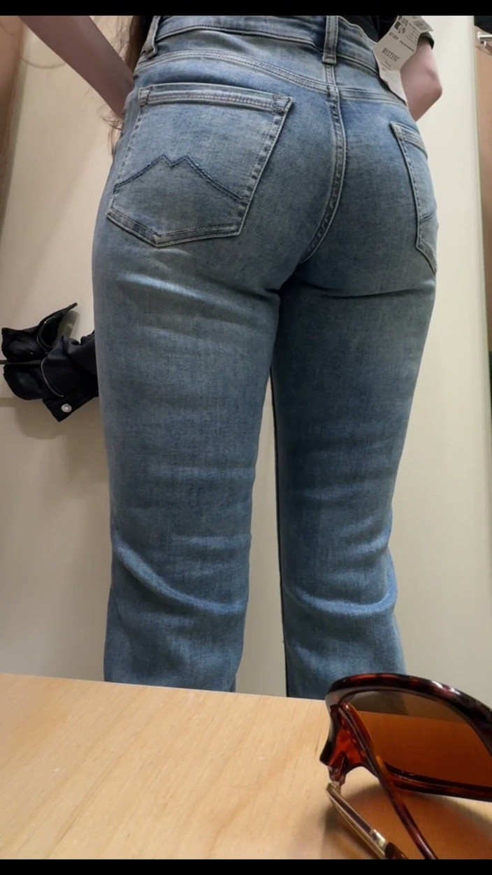 JuliaVeil: Trying on Tight Jeans in Fitting Room - Want to Be...