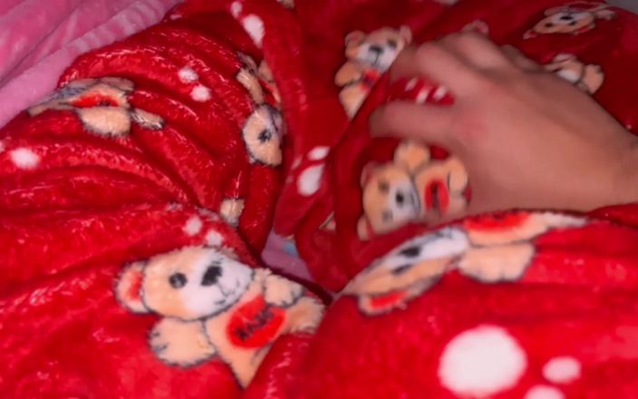 MorritasMX: Nevlastní neteř mé ženy čekala v posteli! Domácí