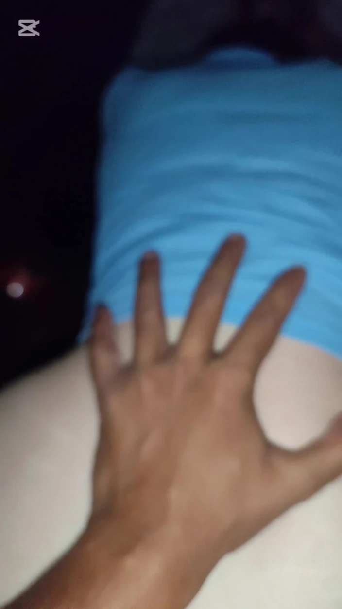 Kaa696868: Teen mông to hứng tình được đút cu từ phía sau trong...