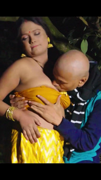 Indian Desi Mallu Girl Enjoying Hardcore Sex with Photographer(heroine X)