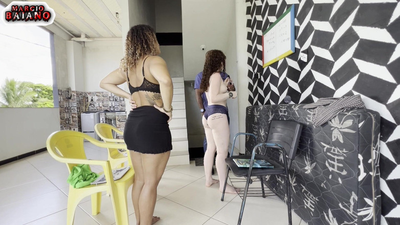 MARCIO BAIANO: Vyučující přijímá pokročilá opatření k základnímu vzdělávání v životě studentek