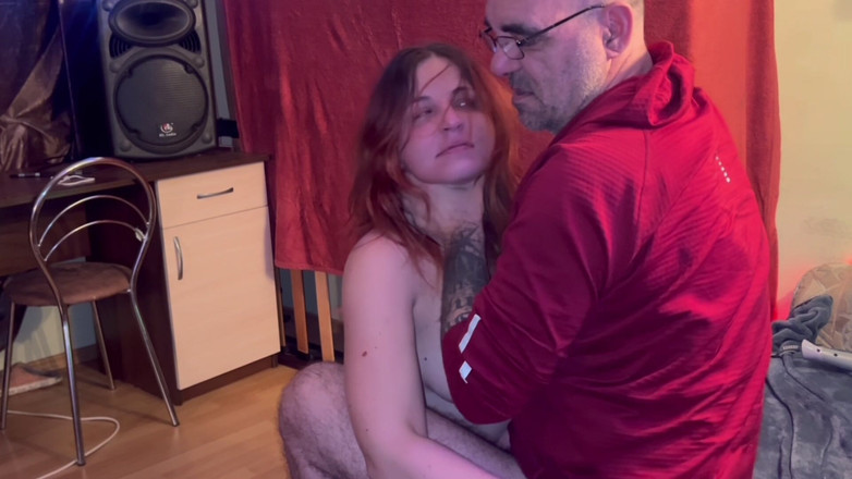 Elena917: Ansikte slår