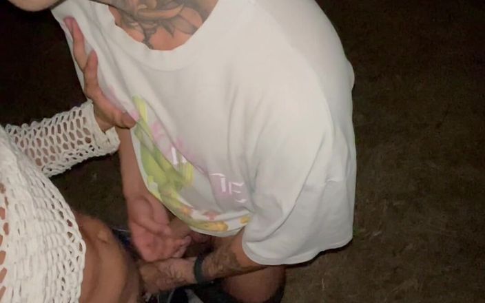 Harry_Jen: Harry Jen. Vedere la persoana 1 suge pula homosexualului în aer liber