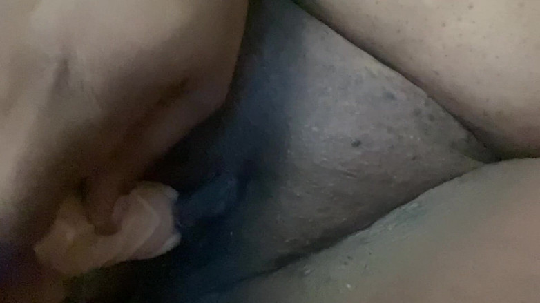 Nikkiqueen: Huge Whit Cock
