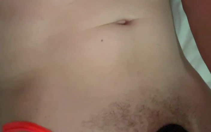 Sissy Lingerie: बहिन ऑरेंज अधोवस्त्र में लंड के छल्ले पहने हुए हस्तमैथुन कर रही है