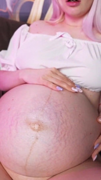Moje těhotenské břicho je tak obrovské! Poslední měsíc těhotenství