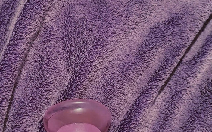 Daphne Desire: La sissy troia viene in un bicchiere per te, per...