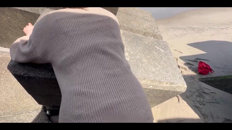 LuuLee0804: 完全なプライバシーの中で初めての屋外セックス