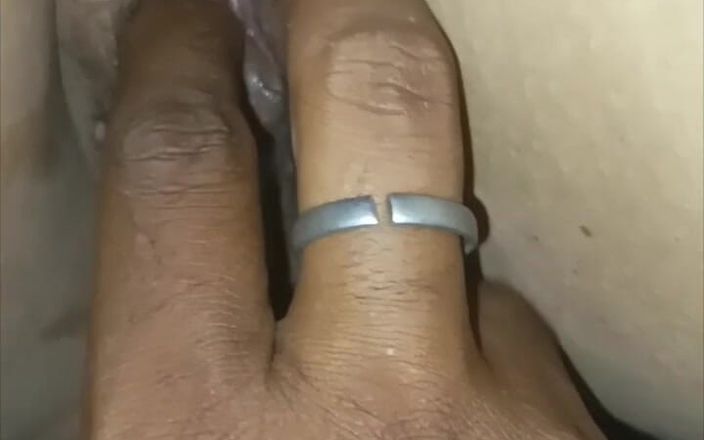 RR Fun Couple: देसी सौतेली बहन का सेक्स वीडियो