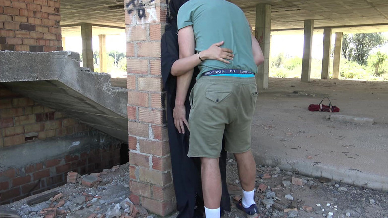 Souzan Halabi: Podvádějící arabská manželka šuká německého expata v Dubaji