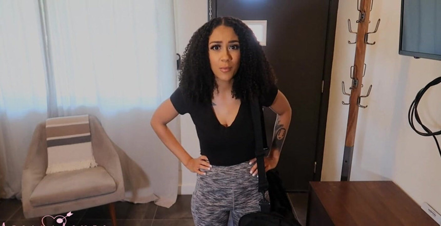 Ariana Aimes: Výstřik na můj zadek JOI