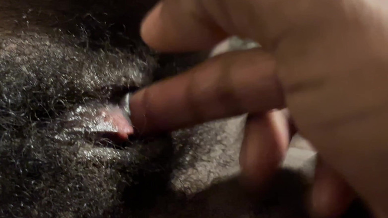 Themeatz: Mi vecino es un pervertido vol # 1