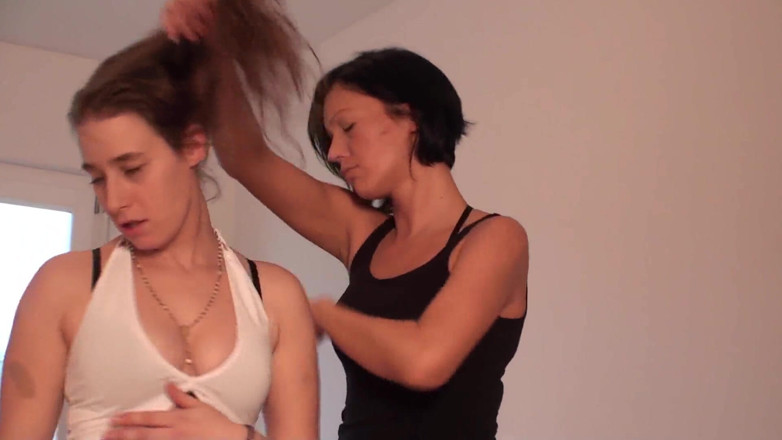 Femdom Austria: Slaaf en haar meesteres in seksuele vreugde