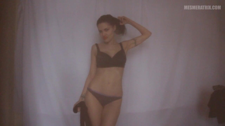 Lady Mesmeratrix Official: Io vedo non vedo