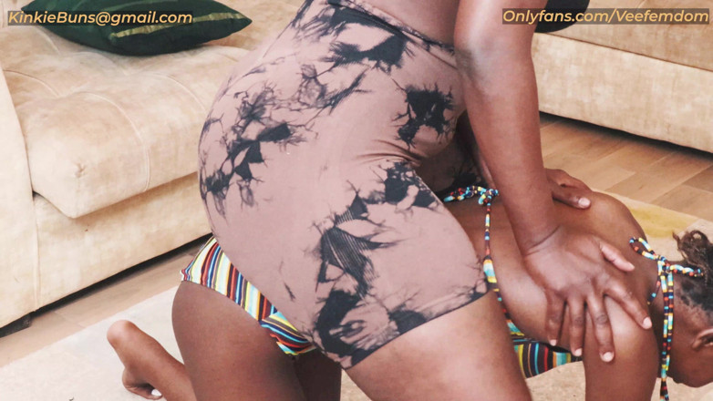 Kinky bunnies: Farting on Kiki's Face and Using Her as Her Pony