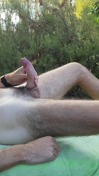 Peace, Quiet and a Huge Cum Fountain for a Horny 18 Years Old Virgin Boy