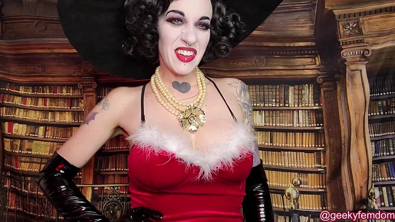 Geeky Femdom: Lady Dimitrescu dárek na dovolené