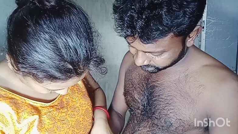 Desisupar93: Priya bhabhi indossa un vestito molto bello e sta per...