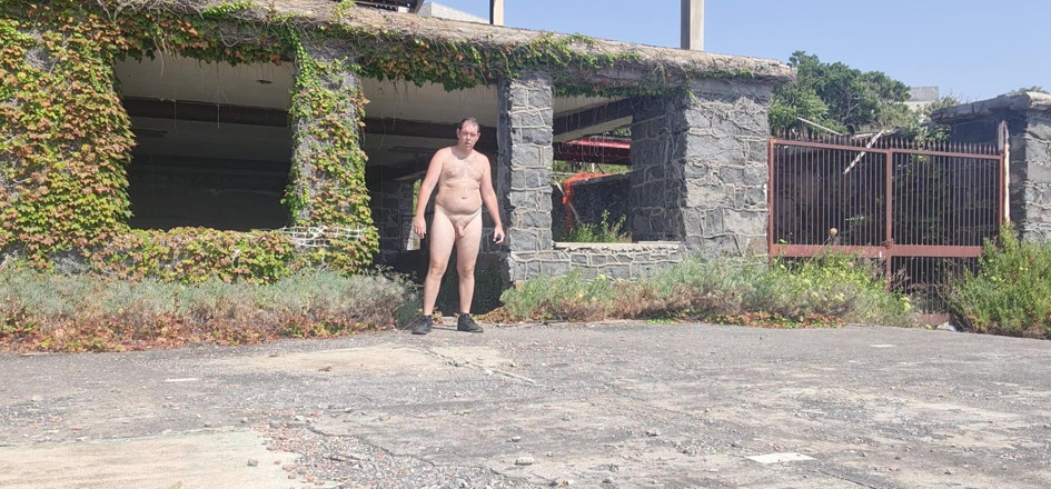 Mirko2589: Nude Boy Near the Sea