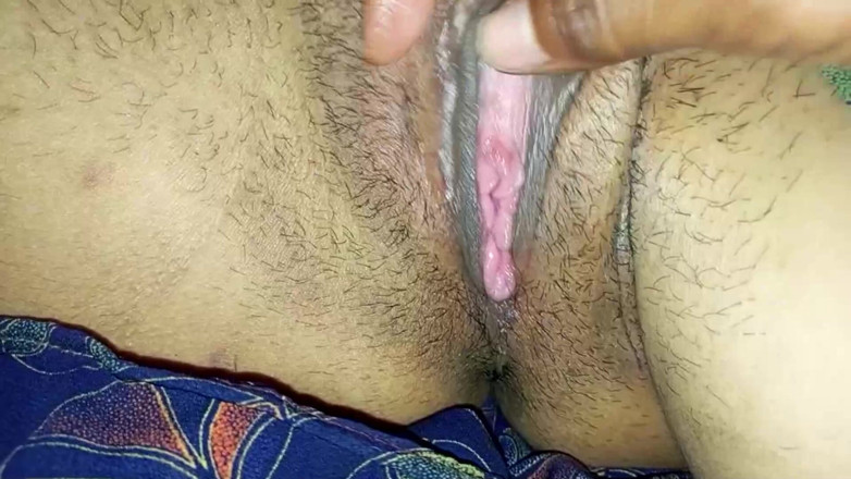 StreetPalyBoy: Memek aduhai rajsthani neha dientot habis-habisan sampai dicrot di dalam
